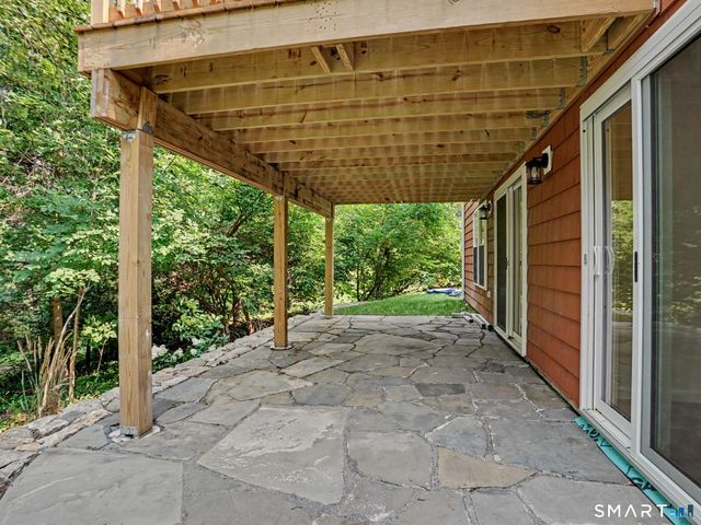 22 Ridge Road, New Fairfield, CT 06812