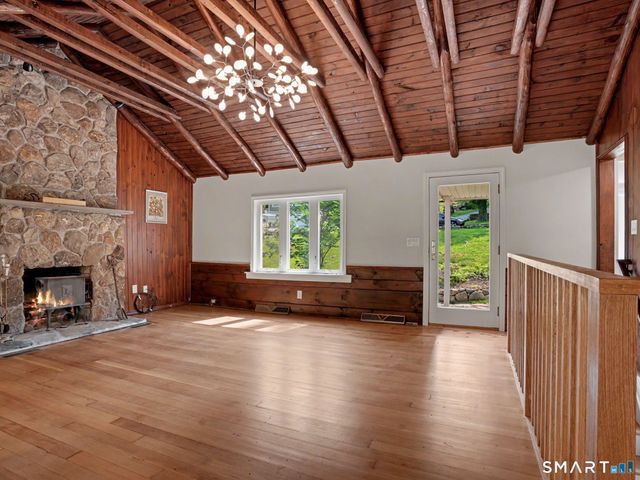 22 Ridge Road, New Fairfield, CT 06812