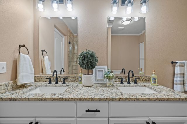 30 Timber Hills Lane, Mineral Wells, TX 76067