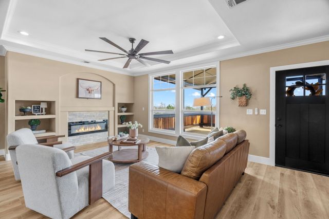 30 Timber Hills Lane, Mineral Wells, TX 76067