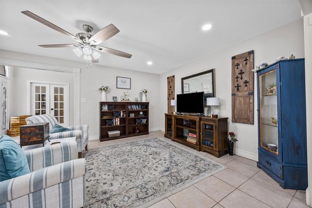 2001 Fair Oaks Drive, Mission, TX 78574