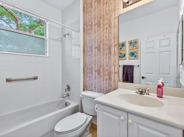 6504 Pisano Drive, Lake Worth, FL 33467