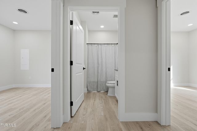 403 Lynnwood Drive, Bristol, VA 24201