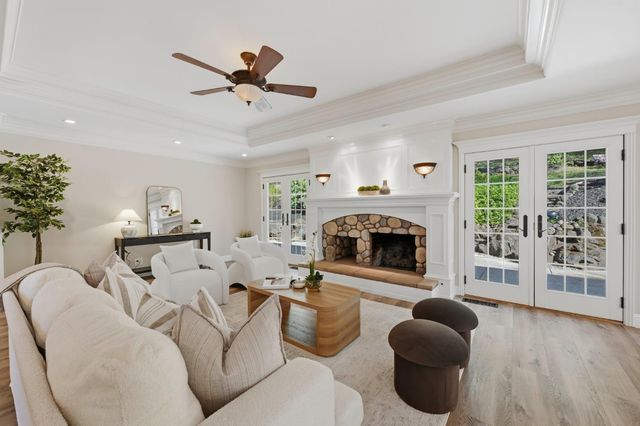 3885 Clover Valley Rd, Rocklin, CA 95677