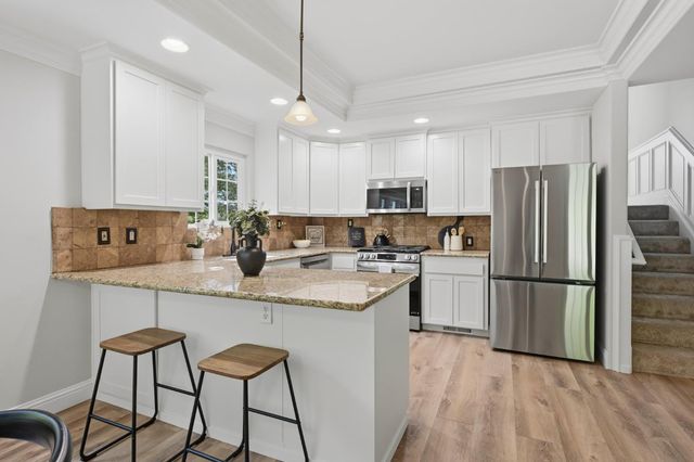 3885 Clover Valley Rd, Rocklin, CA 95677