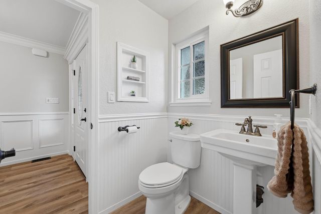 3885 Clover Valley Rd, Rocklin, CA 95677