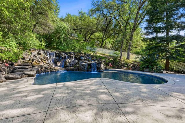 3885 Clover Valley Rd, Rocklin, CA 95677