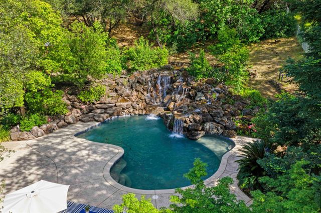 3885 Clover Valley Rd, Rocklin, CA 95677