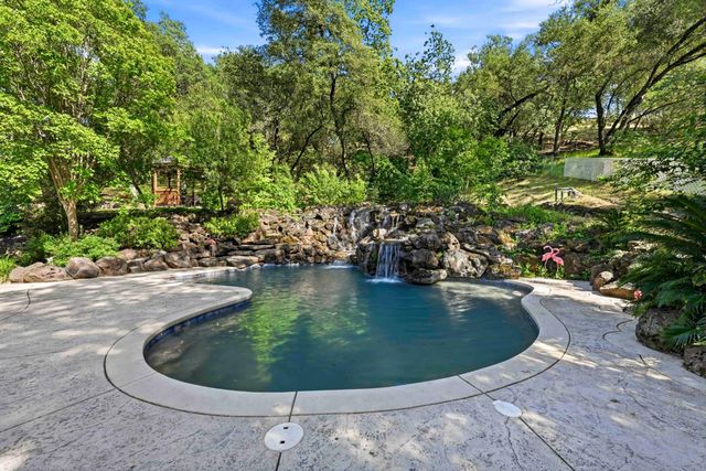 3885 Clover Valley Rd, Rocklin, CA 95677