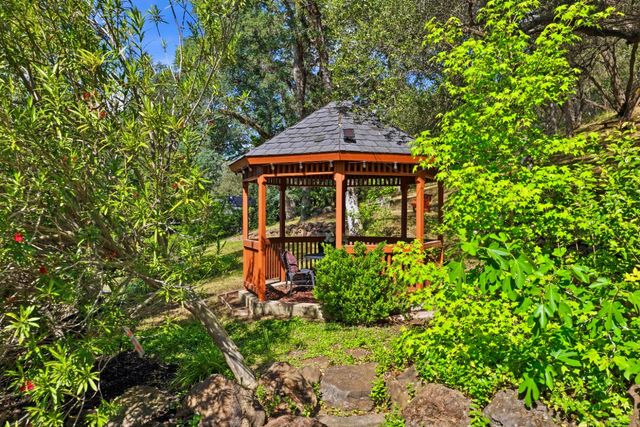 3885 Clover Valley Rd, Rocklin, CA 95677