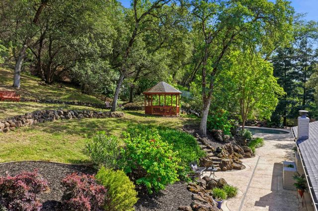 3885 Clover Valley Rd, Rocklin, CA 95677
