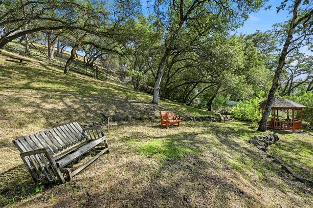 3885 Clover Valley Rd, Rocklin, CA 95677