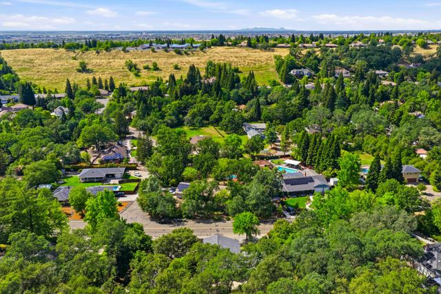 3885 Clover Valley Rd, Rocklin, CA 95677
