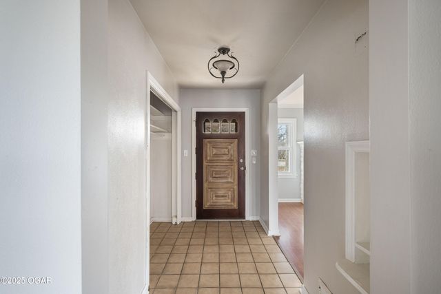 620 W South Street, Neosho, MO 64850