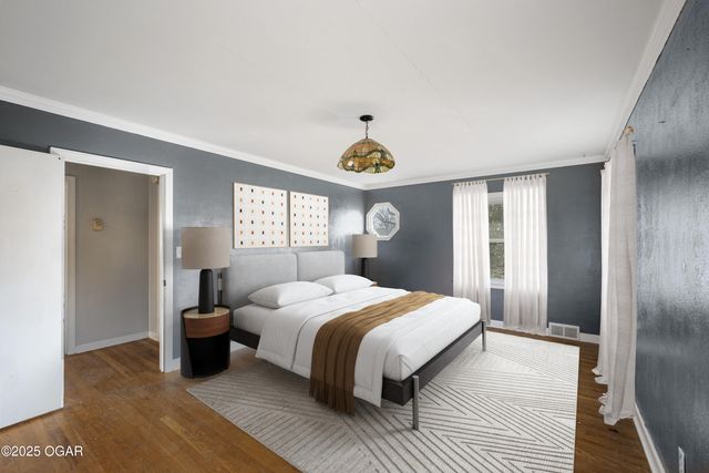 620 W South Street, Neosho, MO 64850