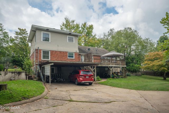 620 W South Street, Neosho, MO 64850