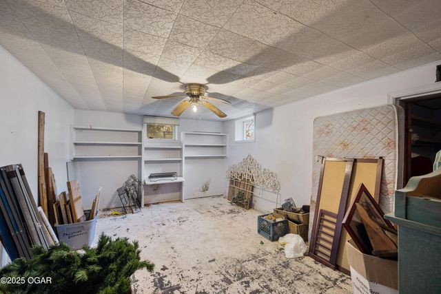 620 W South Street, Neosho, MO 64850