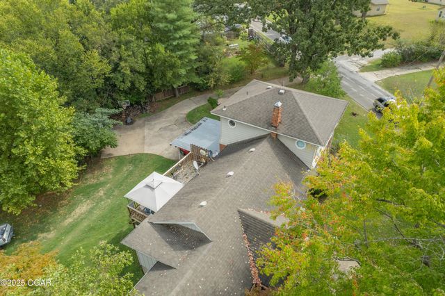 620 W South Street, Neosho, MO 64850