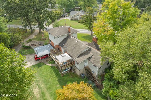 620 W South Street, Neosho, MO 64850