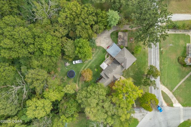 620 W South Street, Neosho, MO 64850