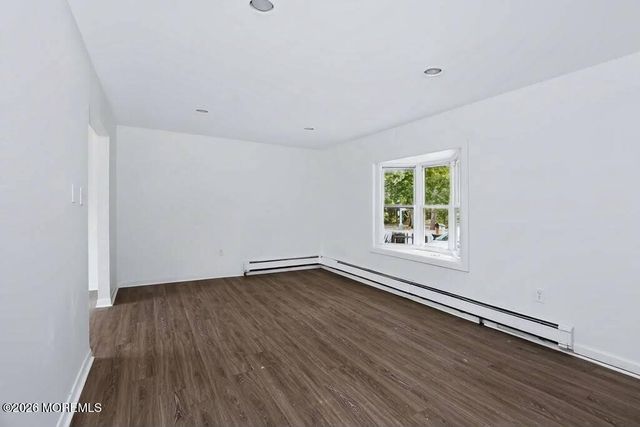 1026 Berkeley Avenue, Beachwood, NJ 08722