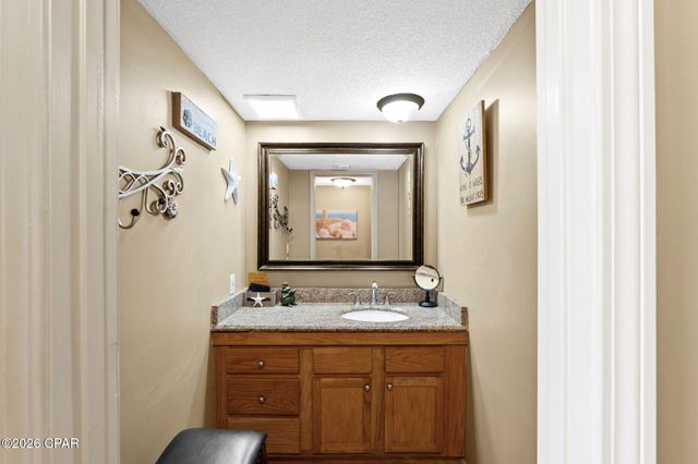 7205 Thomas Drive E206, Panama City, FL 32408