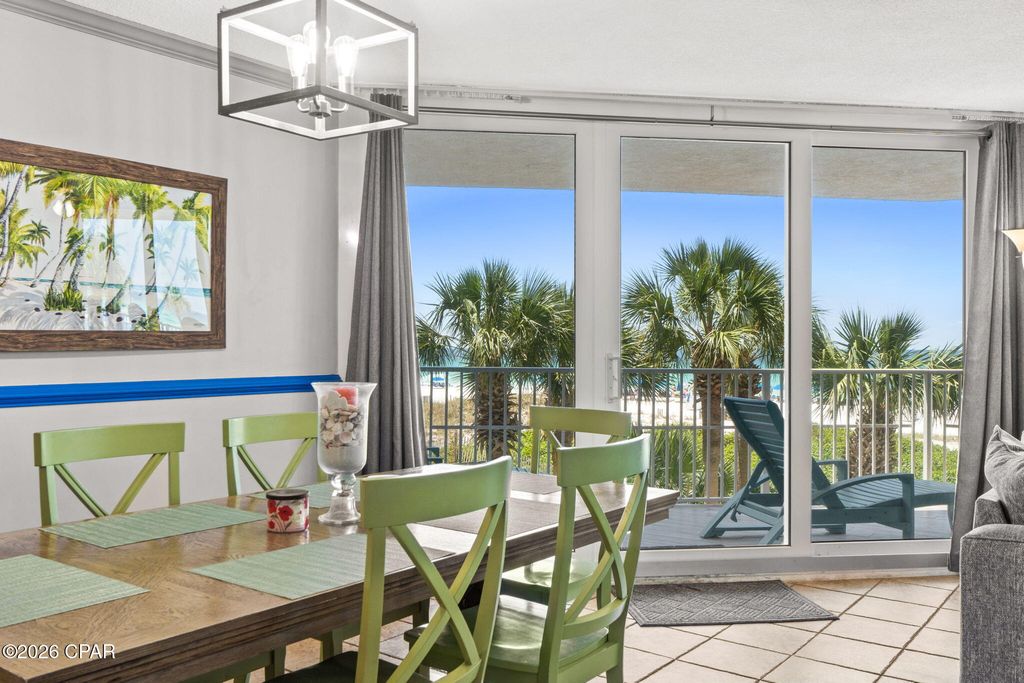 7205 Thomas Drive E206, Panama City, FL 32408