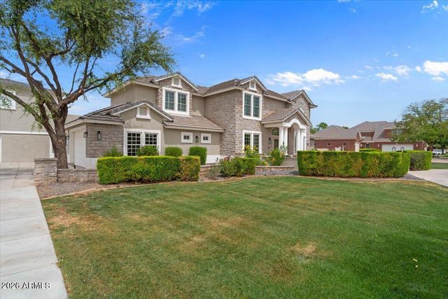 17718 E SAN CARLOS Way, Gilbert, AZ 85298
