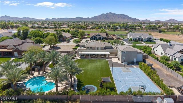17718 E SAN CARLOS Way, Gilbert, AZ 85298
