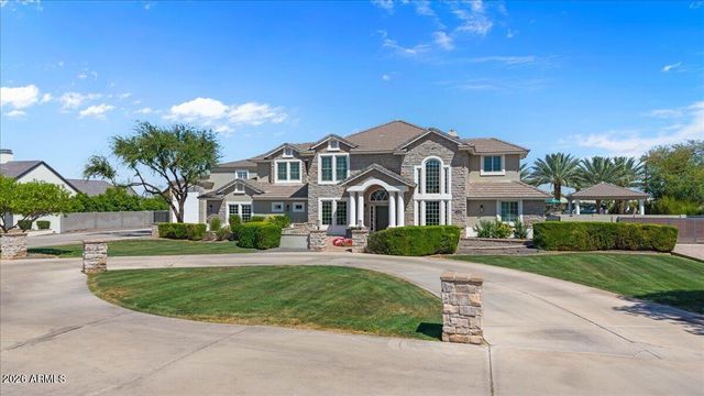 17718 E SAN CARLOS Way, Gilbert, AZ 85298