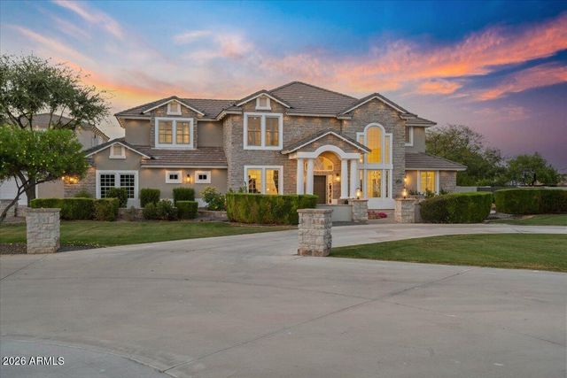 17718 E SAN CARLOS Way, Gilbert, AZ 85298