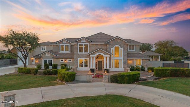 17718 E SAN CARLOS Way, Gilbert, AZ 85298