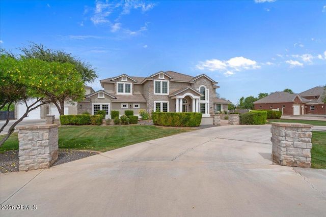 17718 E SAN CARLOS Way, Gilbert, AZ 85298