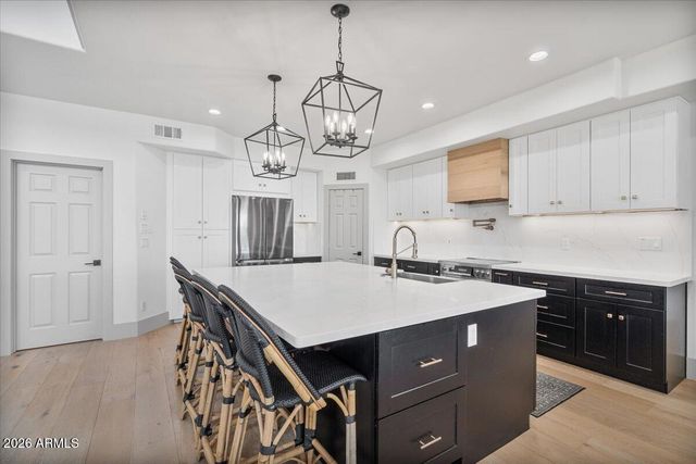 17718 E SAN CARLOS Way, Gilbert, AZ 85298