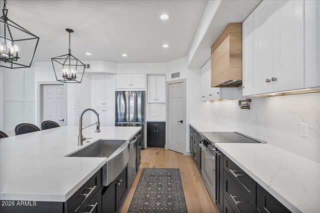 17718 E SAN CARLOS Way, Gilbert, AZ 85298