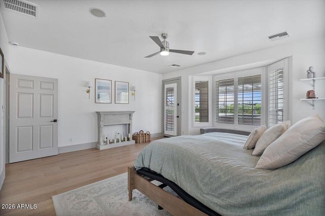 17718 E SAN CARLOS Way, Gilbert, AZ 85298