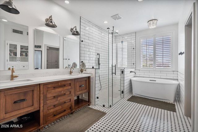 17718 E SAN CARLOS Way, Gilbert, AZ 85298