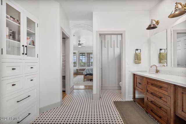 17718 E SAN CARLOS Way, Gilbert, AZ 85298