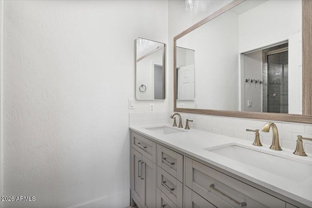 17718 E SAN CARLOS Way, Gilbert, AZ 85298