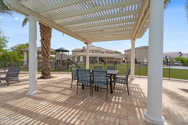 17718 E SAN CARLOS Way, Gilbert, AZ 85298