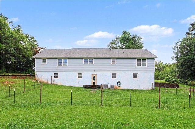 7388 Post Road, Winston, GA 30187
