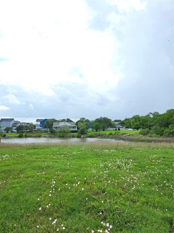 1326 Shelter Cove Drive, Seabrook, TX 77586