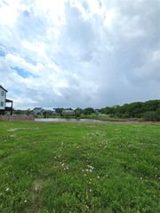 1326 Shelter Cove Drive, Seabrook, TX 77586