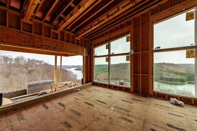 42 Deer Path Court, Smithville, TN 37166