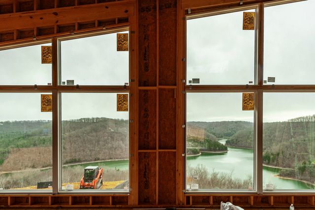 42 Deer Path Court, Smithville, TN 37166