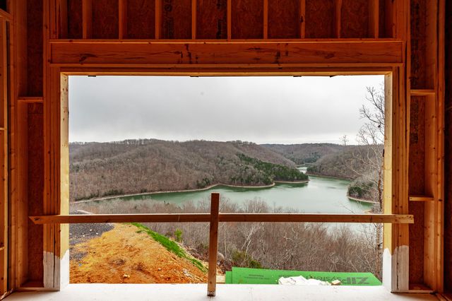 42 Deer Path Court, Smithville, TN 37166