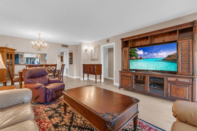 14475 Strathmore Lane 103, Delray Beach, FL 33446