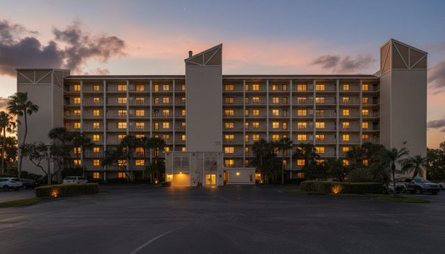 14475 Strathmore Lane 103, Delray Beach, FL 33446