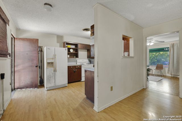 102 Selvera, Kyle, TX 78640