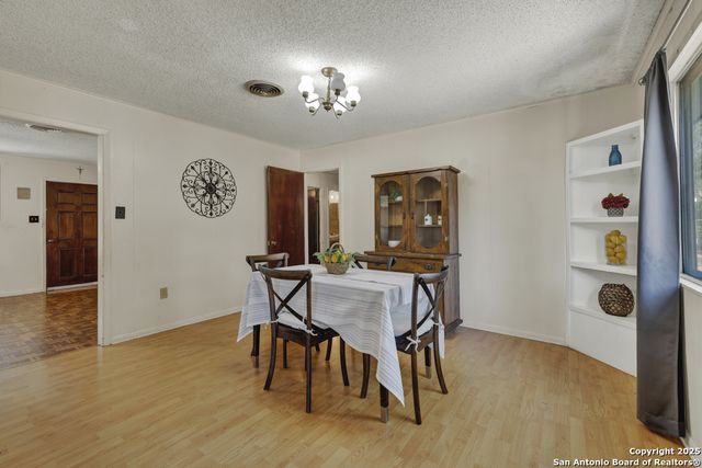 102 Selvera, Kyle, TX 78640